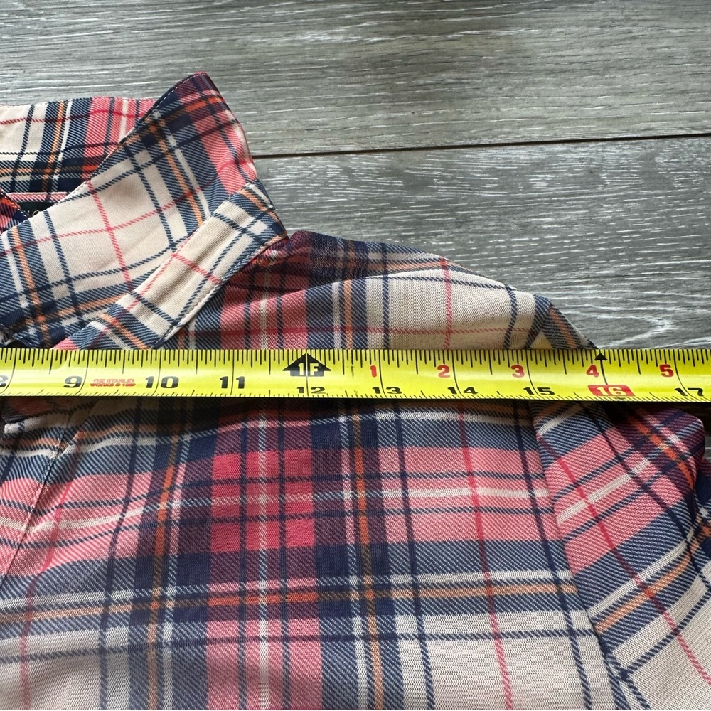 Hot & Delicious Womens Sheer Button-Up Plaid Size Medium - Picture 8 of 10